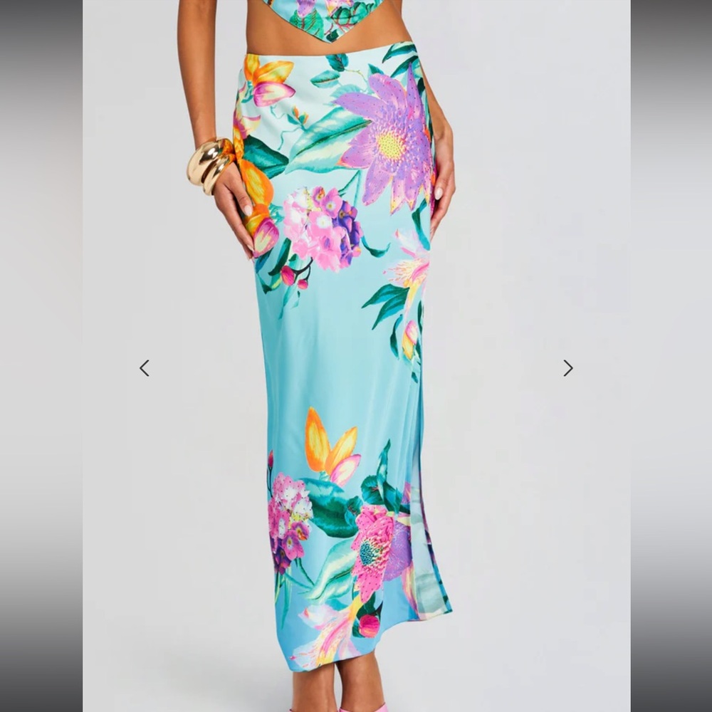 Rocco sand crystal embellished OCEAN SKIRT size m